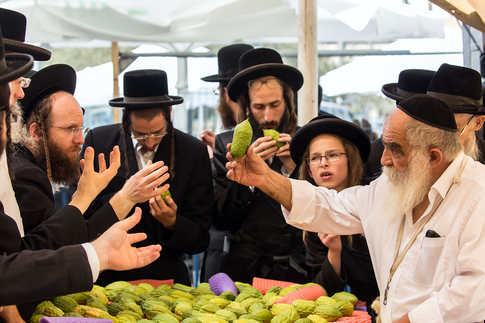 Local-Markets-Fairs-During-Holiday-Seasons