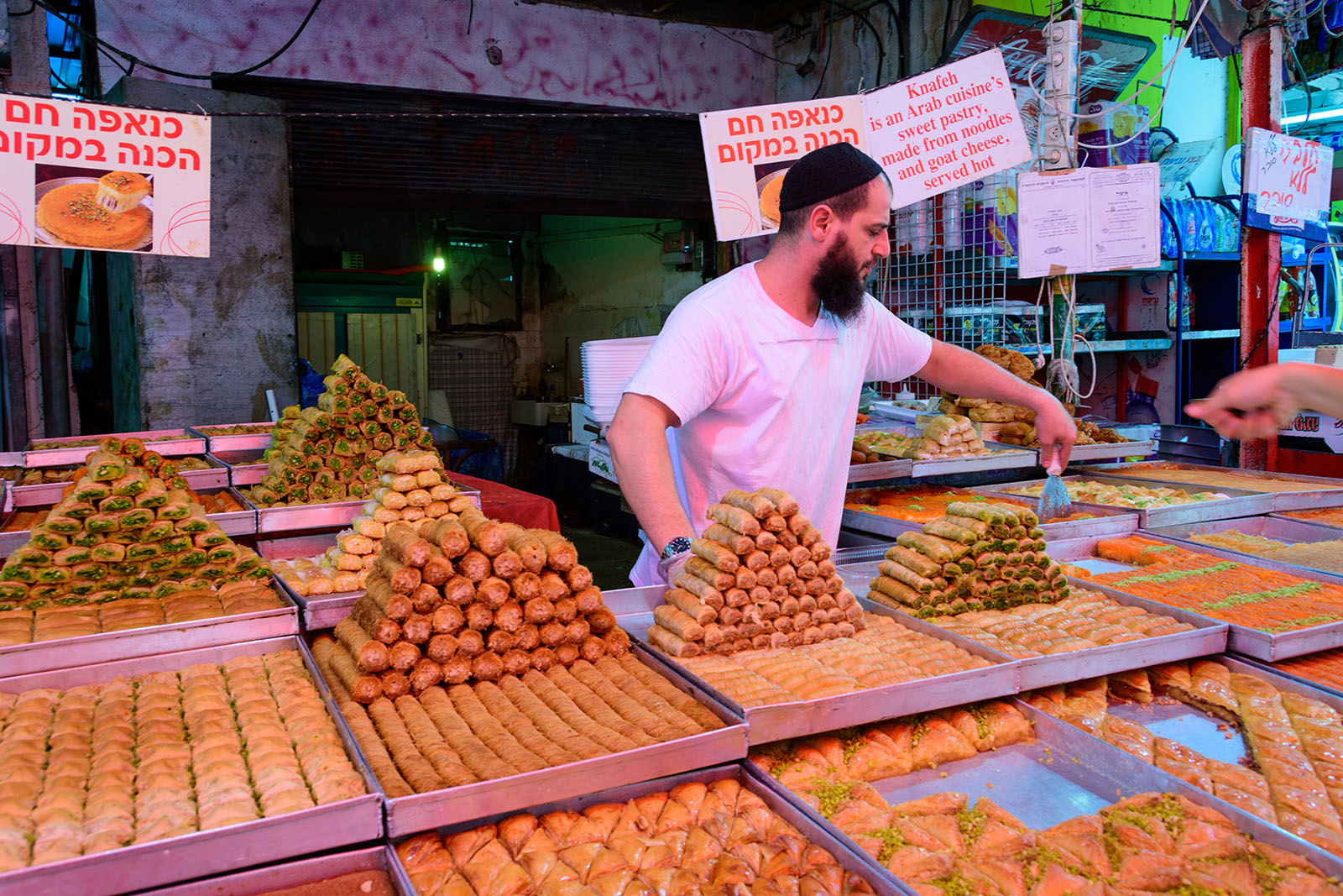 Local-Markets-Fairs-During-Holiday-Seasons
